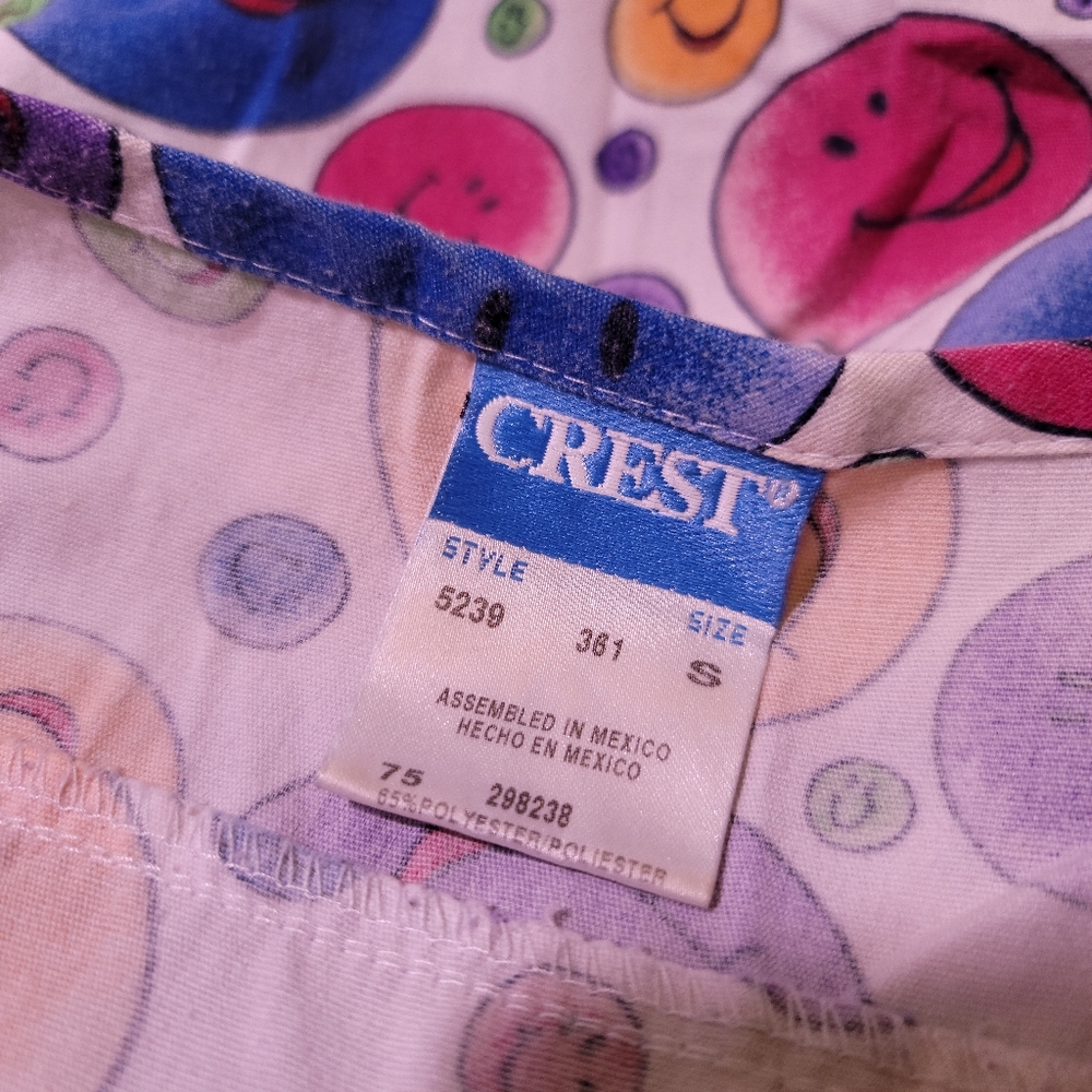 Button Up Scup Top - Picture 4 of 4